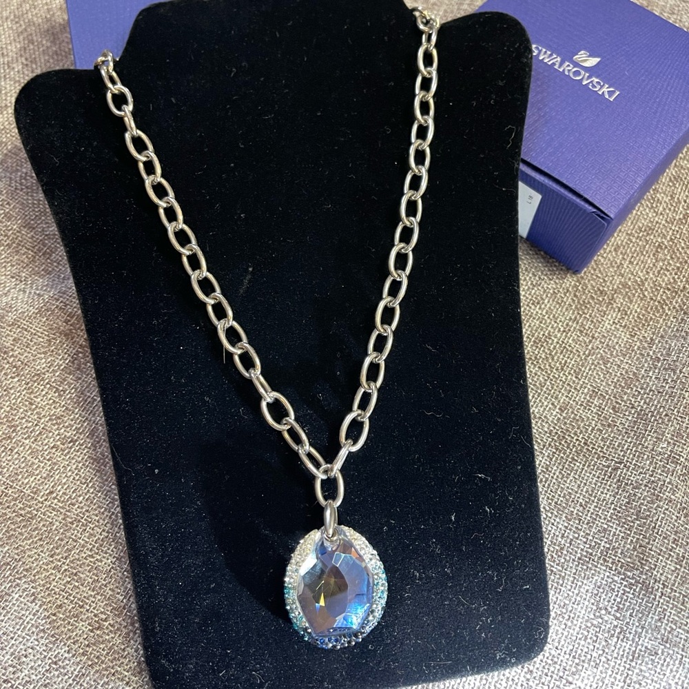 Swarovski Hyacinth Pendant Pastel necklace